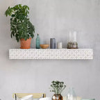 Petite Étagère Murale Décorative Flottante en Bois Embossé Blanc - American Art Decor : Style Moderne, Aucun Assemblage Requis, MDF et Bois
