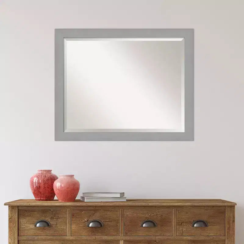 Miroir mural encadré nickel brossé 32" x 26" argenté - Amanti Art