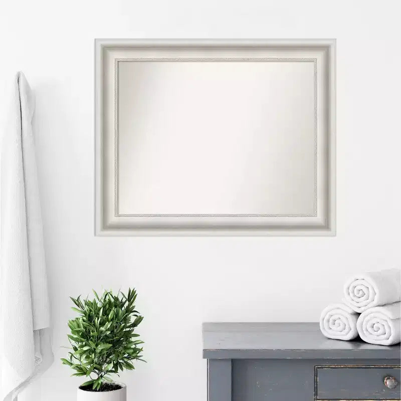 Miroir mural de salle de bain blanc salon non biseauté 34" x 28" - Amanti Art : Rectangle moderne, Quincaillerie de montage incluse