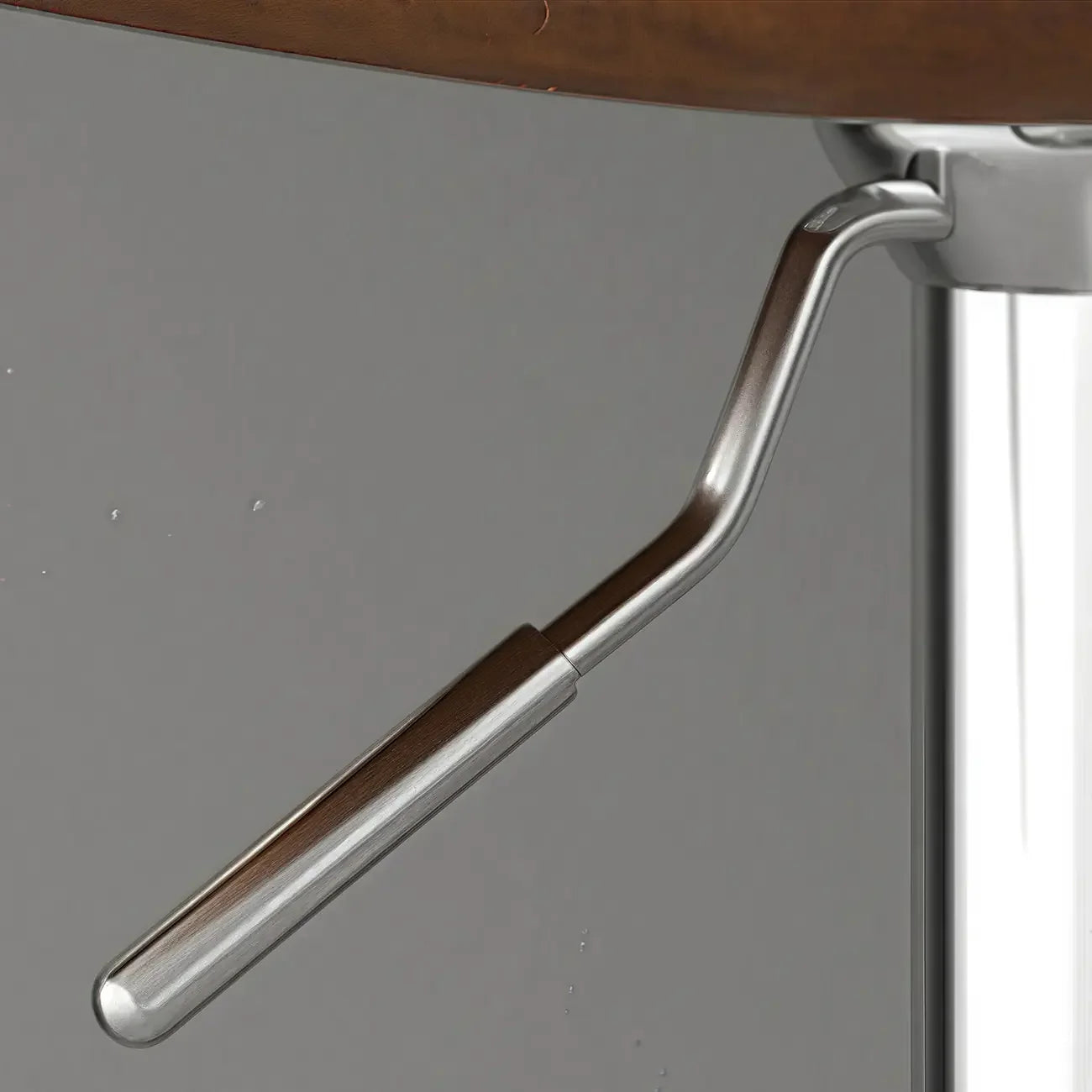 Tabouret de bar pivotant réglable en cuir rembourré