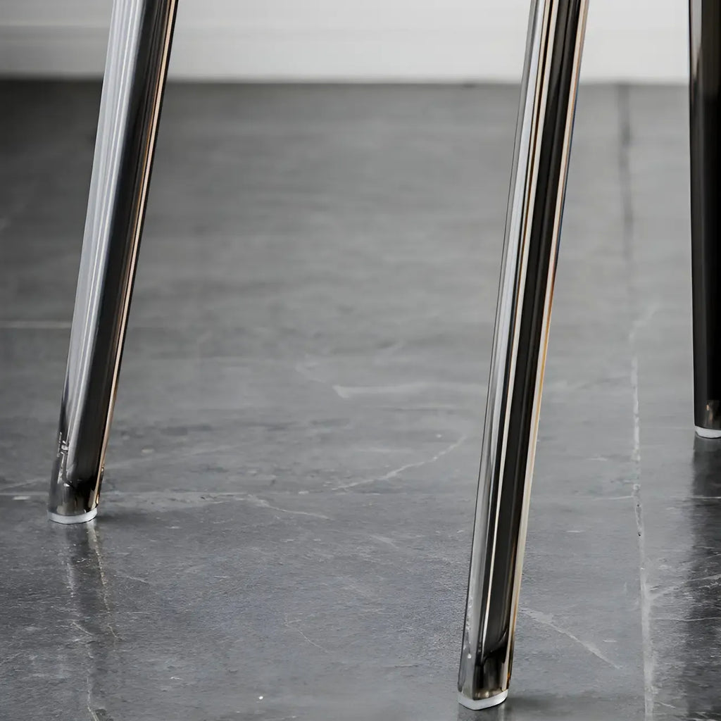 Chaise de salle à manger en acrylique ambré sans accoudoirs et à dossier bas