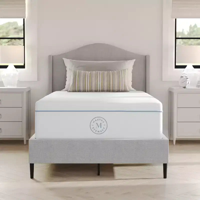 Matelas hybride Martha Stewart SleepComplete 12 à ressorts ensachés et mousse, fermeté moyenne, rafraîchissant à double action avec surmatelas en tricot jacquard CoolWeave respirant