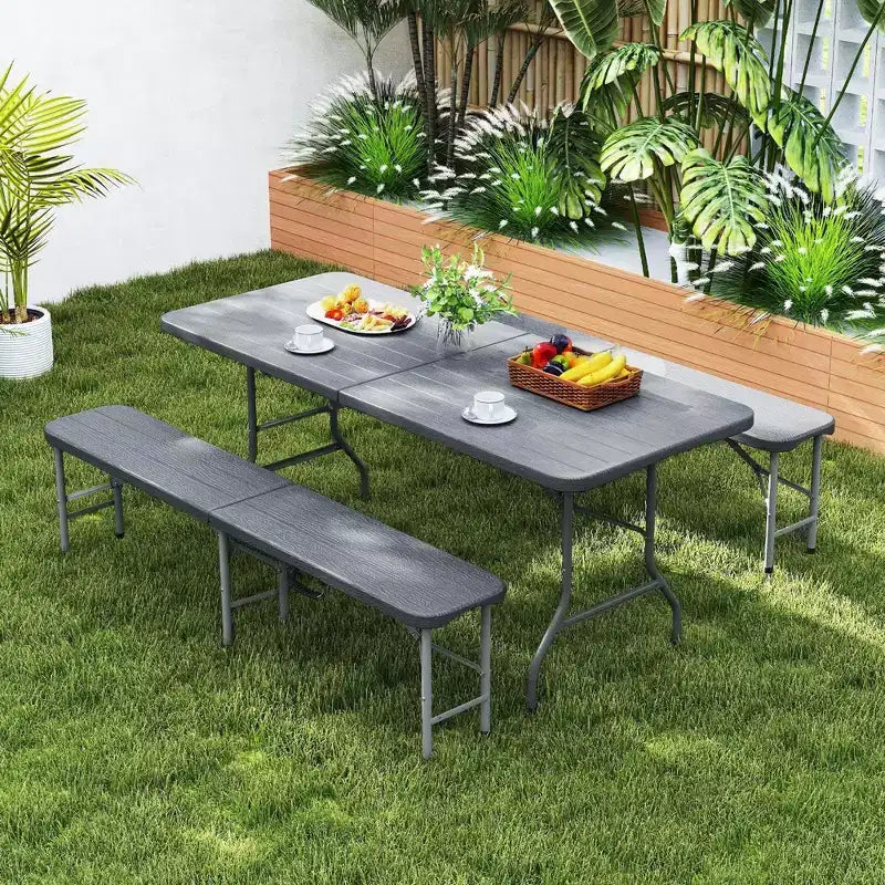 Ensemble de table de pique-nique pliante Costway 3 pièces avec table de 1,8 m et 2 bancs en PEHD, plateau aspect bois marron/gris