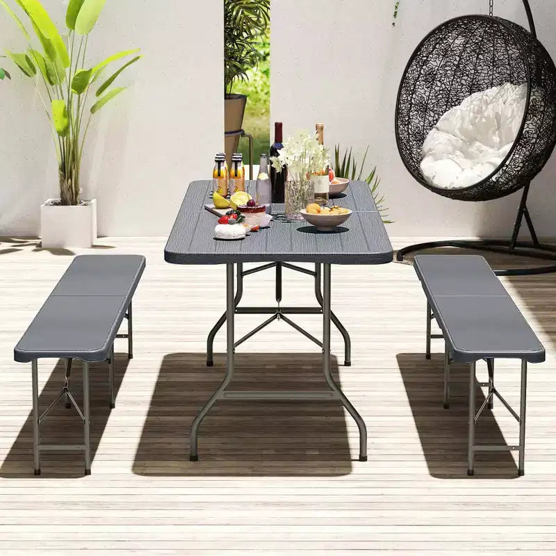 Ensemble de table de pique-nique pliante Costway 3 pièces avec table de 1,8 m et 2 bancs en PEHD, plateau aspect bois marron/gris