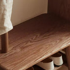Christopher Knight Home Carpenter Banc à chaussures en bois massif naturel de style moderne du milieu du siècle avec porte-chiffon