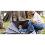 Kalencom MyOwn-Space : Tente de jeu portable pour enfants et lit de voyage avec matelas fabriqué aux États-Unis | Centre d'activités de développement sensoriel à installation instantanée