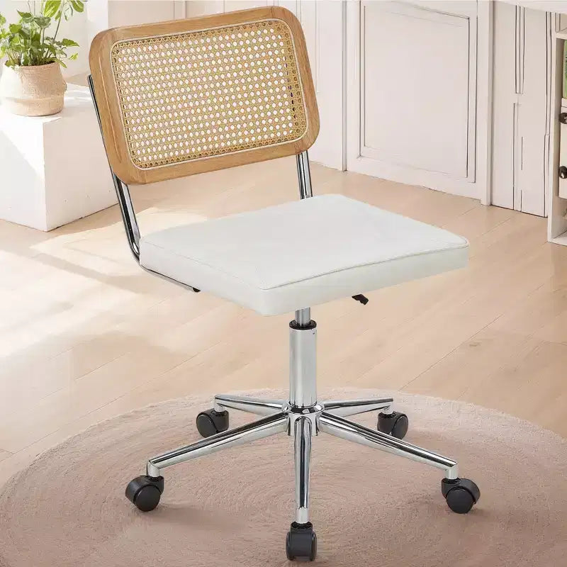 Chaise de bureau VECELO en cuir PU, chaise de vanité sans accoudoirs, pivotante, réglable en hauteur, avec roulettes, chaise de bureau à dossier en rotin pour petits espaces, noir/blanc