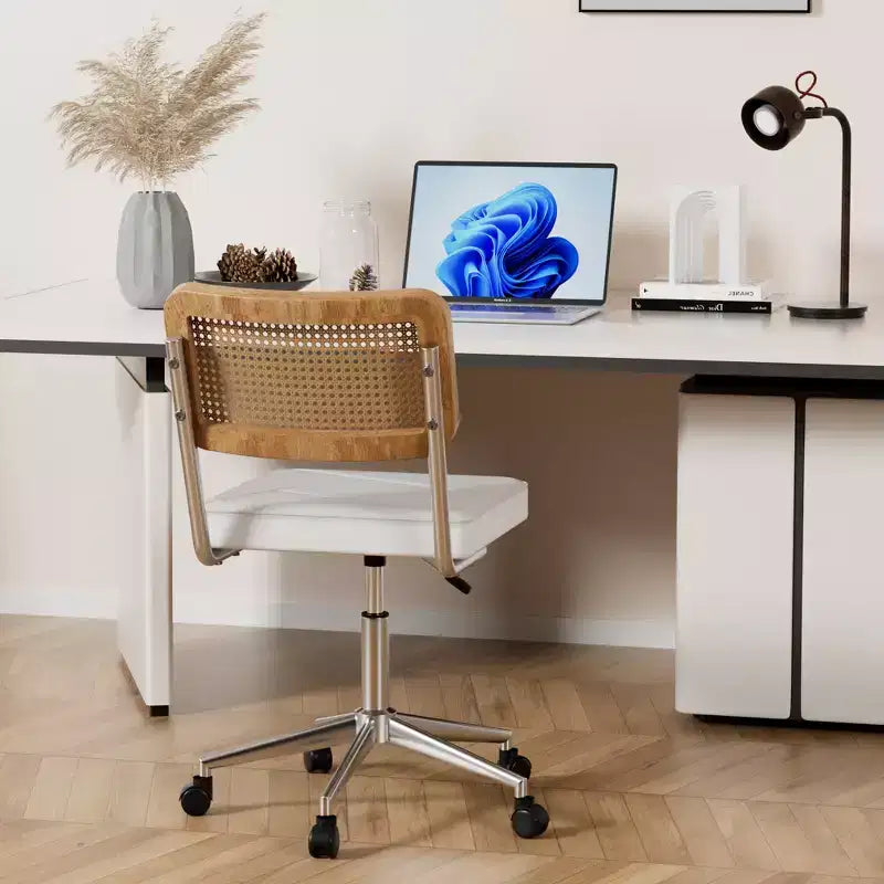 Chaise de bureau VECELO en cuir PU, chaise de vanité sans accoudoirs, pivotante, réglable en hauteur, avec roulettes, chaise de bureau à dossier en rotin pour petits espaces, noir/blanc