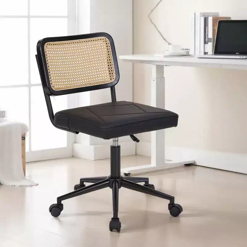 Chaise de bureau VECELO en cuir PU, chaise de vanité sans accoudoirs, pivotante, réglable en hauteur, avec roulettes, chaise de bureau à dossier en rotin pour petits espaces, noir/blanc