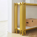 Console moderne dorée avec plateau effet marbre et cadre métallique, solution de 122 cm pour couloir