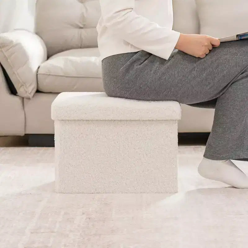 LUSIMO 16 Poufs de rangement pliables en fausse fourrure de mouton, coffre à jouets, repose-pieds supportant jusqu'à 150 kg pour chambre à coucher et salon
