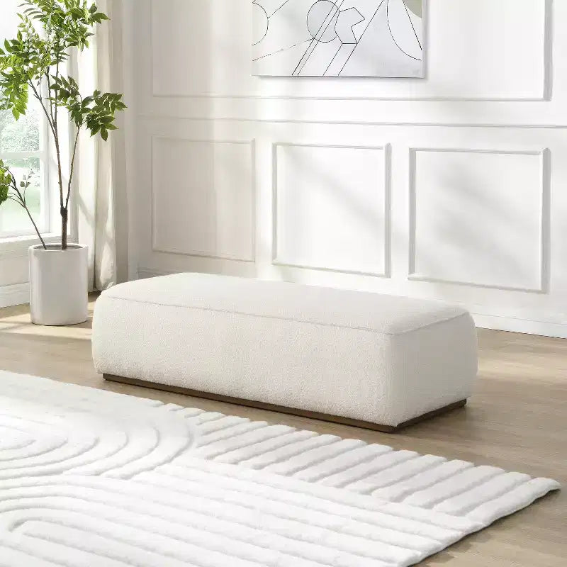 Pouffe rembourré moderne en bouclette et bois d'hévéa Christopher Knight Home Claire