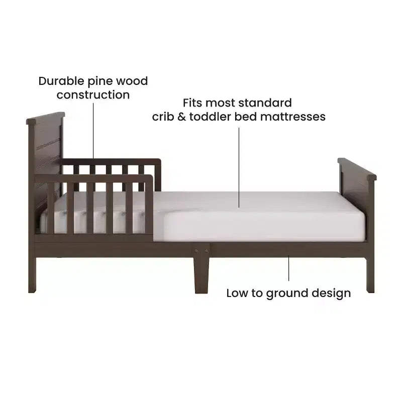 Lit de tout-petit Child Craft Woodland à dessus plat pour enfants avec barrières de sécurité, design bas au sol, en pin, lignes épurées s'harmonisant avec tout décor