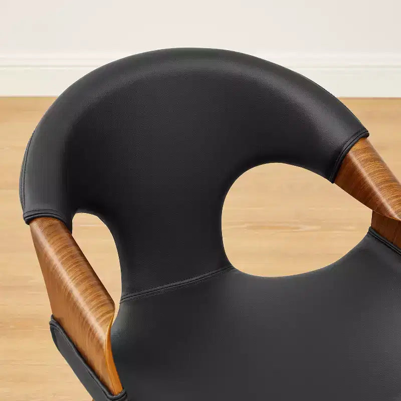 Chaise de salle à manger Art Leon en similicuir et bois courbé