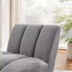 Chaise d'appoint sans accoudoirs Art Leon en tissu polaire avec pieds en bois d'hévéa