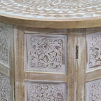 Table d'appoint Royal Hampton de 45 cm avec incrustation sculptée à la main, motif mandala et plateau rond en bois de manguier