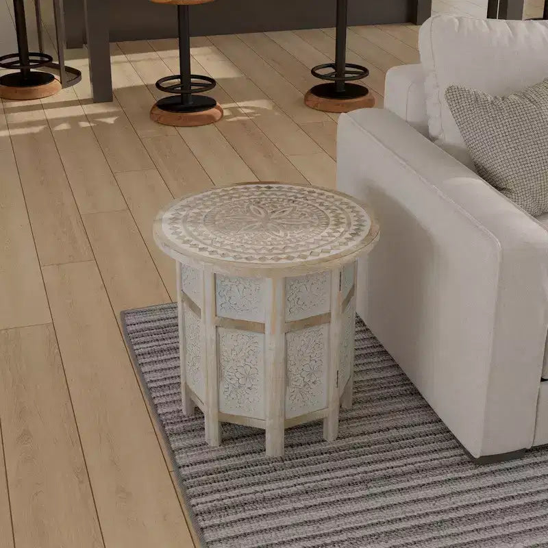 Table d'appoint Royal Hampton de 45 cm avec incrustation sculptée à la main, motif mandala et plateau rond en bois de manguier