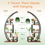 Support de plantes d'intérieur à 5 niveaux en forme de demi-lune avec crochets de suspension, étagère d'exposition incurvée pour pots de fleurs pour la maison, le patio, le jardin et le balcon