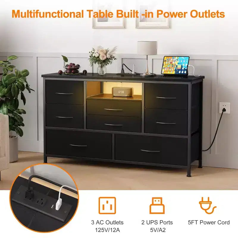 Meuble TV commode avec prise de courant et lumières LED pour téléviseur de 55", centre de divertissement à 8 tiroirs, commode en tissu avec plateau en bois, noir