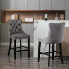 Okak Lot de 2 tabourets de bar contemporains en velours avec capitonnage et garniture cloutée chromée, tabourets rembourrés avec pieds en bois pour îlot de cuisine
