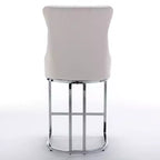 Tabourets de bar Okak (lot de 2), revêtement moderne en velours avec capitonnage et garniture cloutée, piètement en métal nickel brossé pour îlot de cuisine