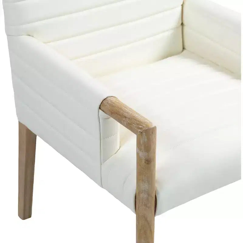 Meridian Furniture, Chaise de salle à manger Aimee en cuir végétalien avec accoudoirs