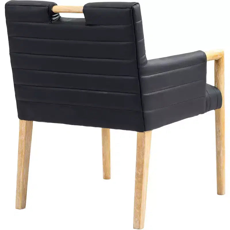 Meridian Furniture, Chaise de salle à manger Aimee en cuir végétalien avec accoudoirs