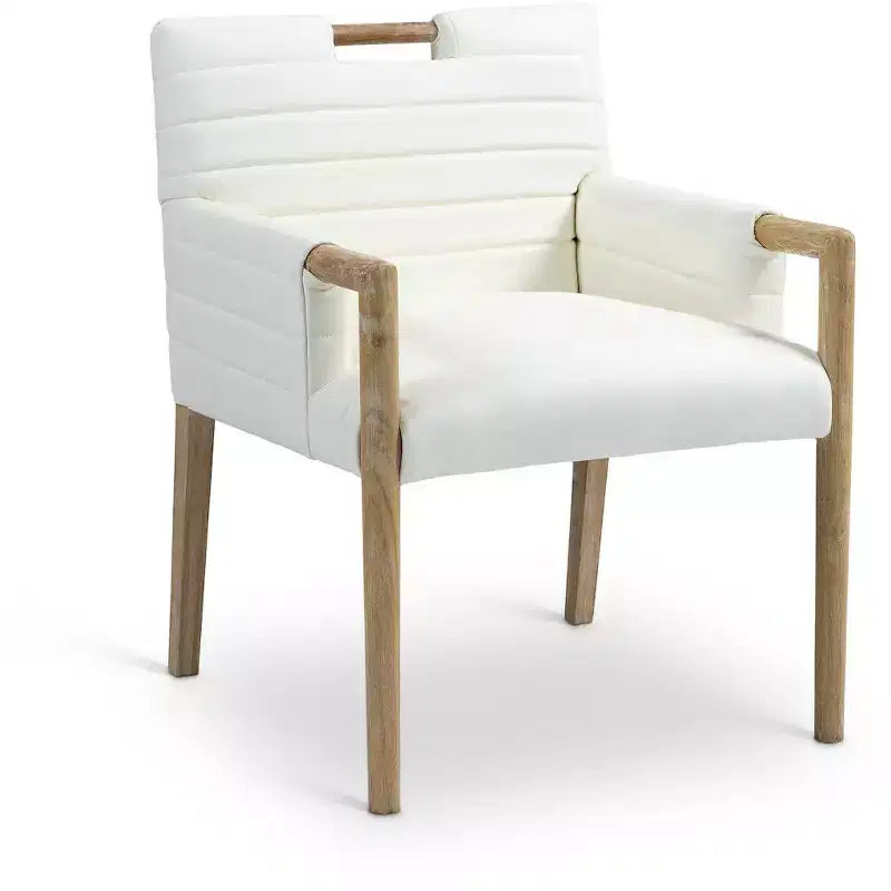 Meridian Furniture, Chaise de salle à manger Aimee en cuir végétalien avec accoudoirs