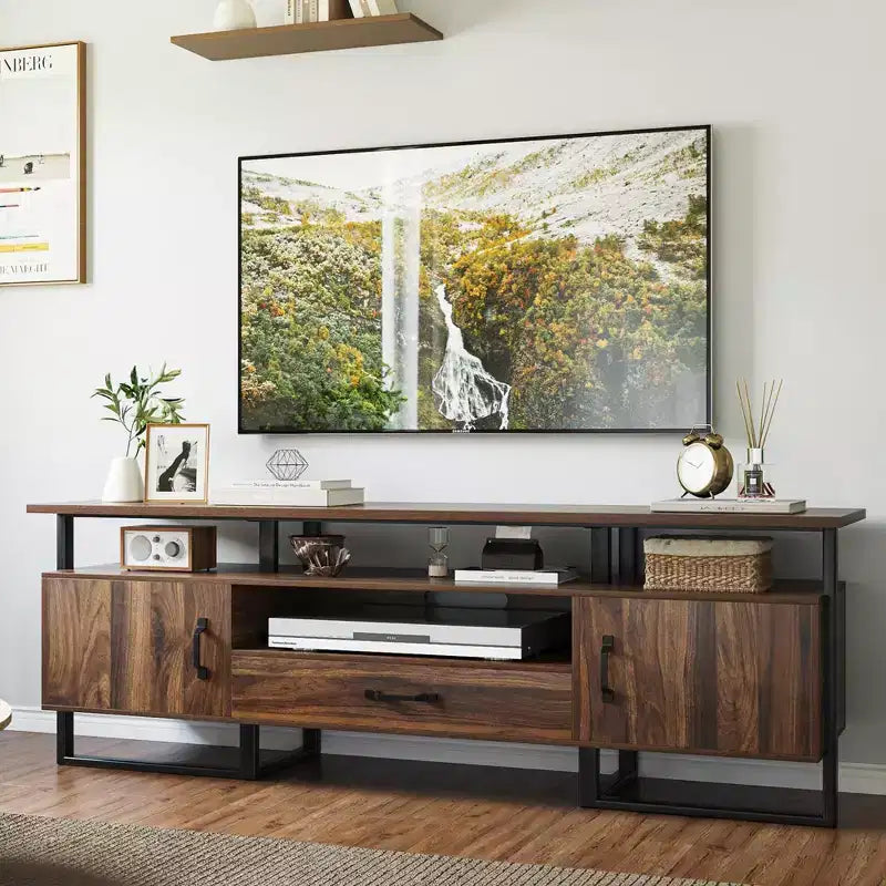 GustoWave Meuble TV industriel 70 pouces, centre de divertissement avec rangement et tiroirs pour salon, marron rustique