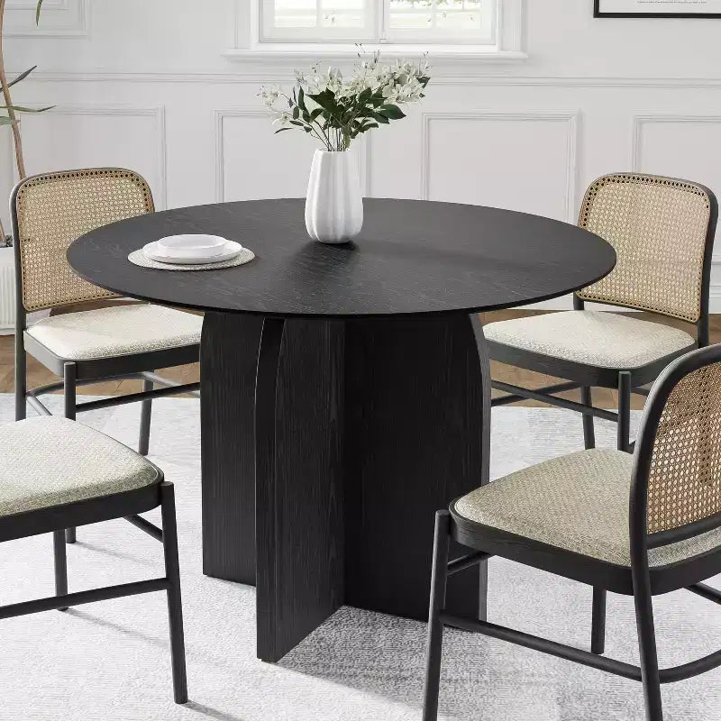 Table à manger ronde PexFix 42 x 42 en bois massif avec finition noire et pieds arqués élégants pour salles à manger et cuisines modernes