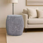 Table d'appoint Royal Hampton 18 | Motif clouté de billes métalliques argentées | Cadre en fer plaqué nickel