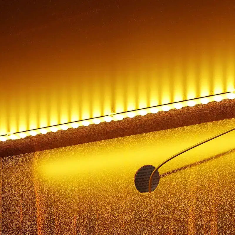 Meuble pour tourne-disque esthétique rétro-moderne Famapy : portes vitrées, éclairage LED et design axé sur le vinyle