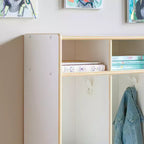 Casier de rangement en bois Guidecraft EdQ à 5 compartiments pour salle de classe, organisateur pour enfants avec étagères et crochets pour manteaux