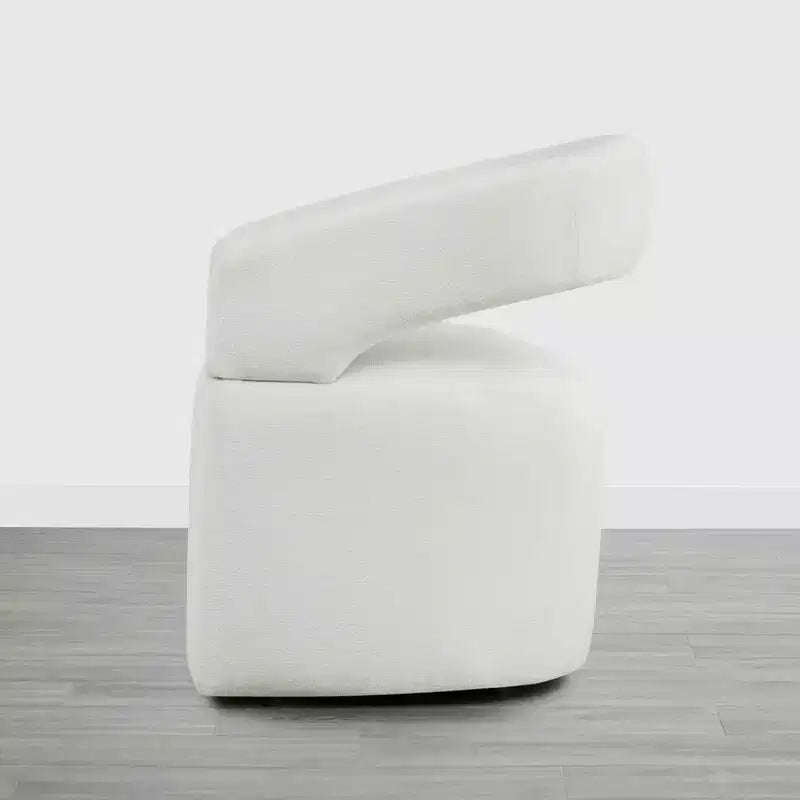 Chaise de salle à manger moderne Spruce&Spring avec roulettes et dossier ajouré