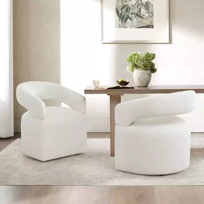Chaise de salle à manger moderne Spruce&Spring avec roulettes et dossier ajouré