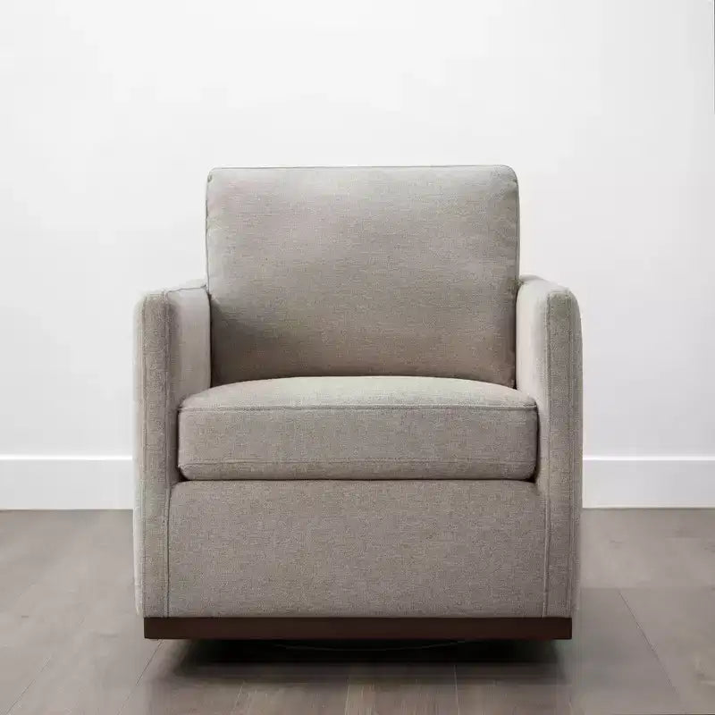 Fauteuil d'appoint pivotant moderne Spruce&Spring avec accoudoirs