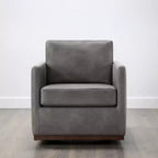 Fauteuil d'appoint pivotant moderne Spruce&Spring avec accoudoirs