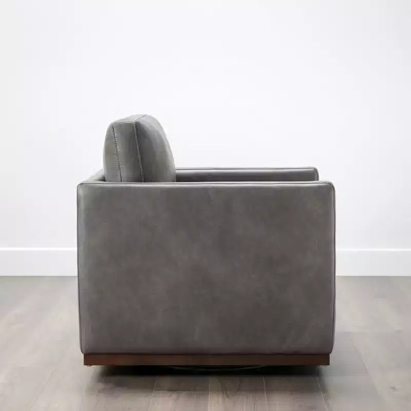 Fauteuil d'appoint pivotant moderne Spruce&Spring avec accoudoirs
