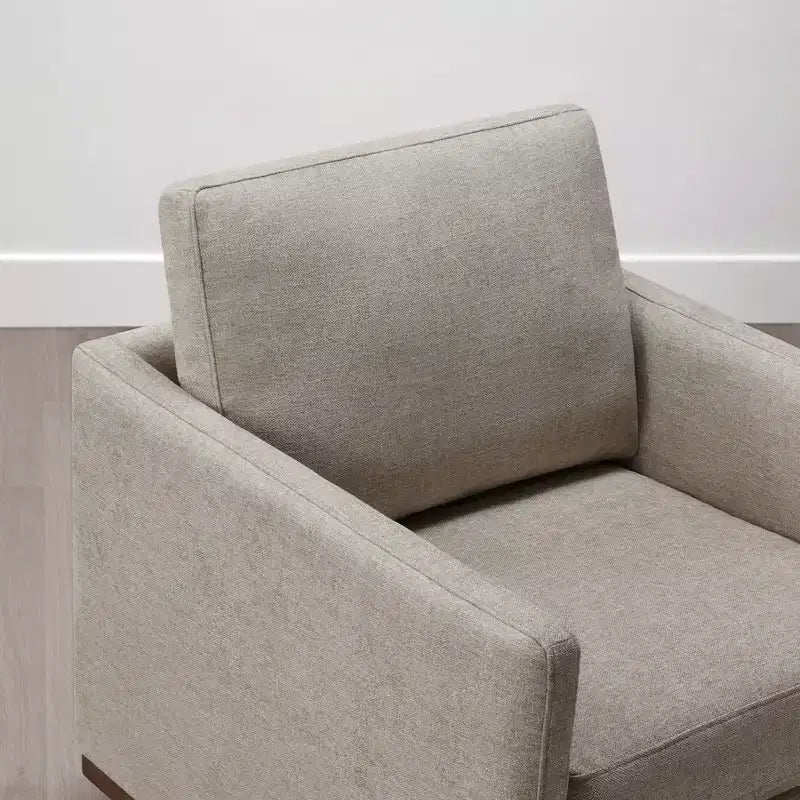 Fauteuil d'appoint pivotant moderne Spruce&Spring avec accoudoirs
