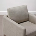 Fauteuil d'appoint pivotant moderne Spruce&Spring avec accoudoirs