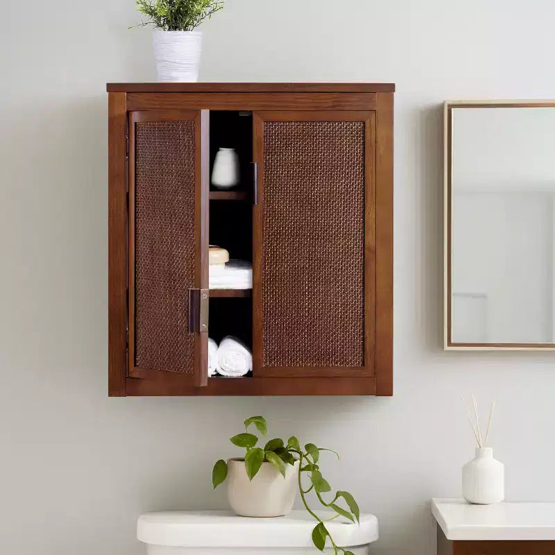 Meuble Haut de Salle de Bain 2 Portes avec Accents en Bois Massif et Rotin Naturel Hatteras Modern Boho - Teamson Home