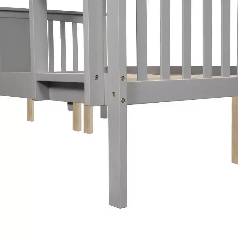 Lit superposé en bois deux places avec garde-corps de sécurité et échelle robuste pour chambres à coucher, chambres d'amis et dortoirs.