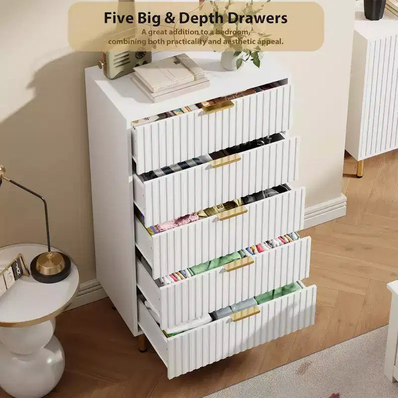 Commode à 5 tiroirs cannelée pour chambre à coucher, commode haute moderne de 122 cm avec tiroirs profonds et plateau large, pour salon, couloir, chambre d'enfant