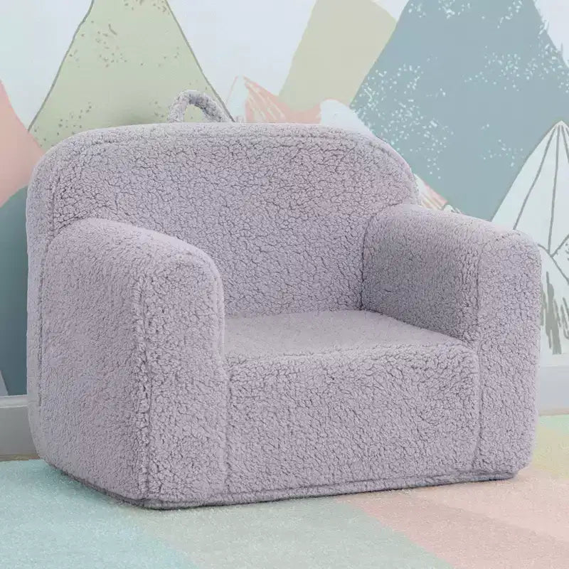 Fauteuil rembourré en peluche Cozee pour enfants de Delta Children