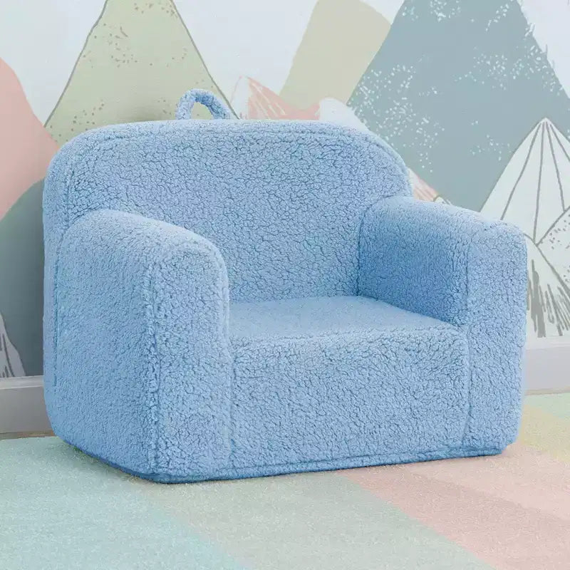 Fauteuil rembourré en peluche Cozee pour enfants de Delta Children