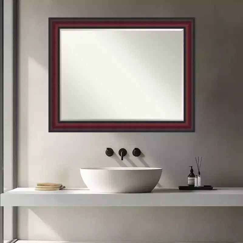 Miroir Mural de Salle de Bain Encadré Amanti Art Dalat avec Cadre Biseauté d'un Demi-Pouce