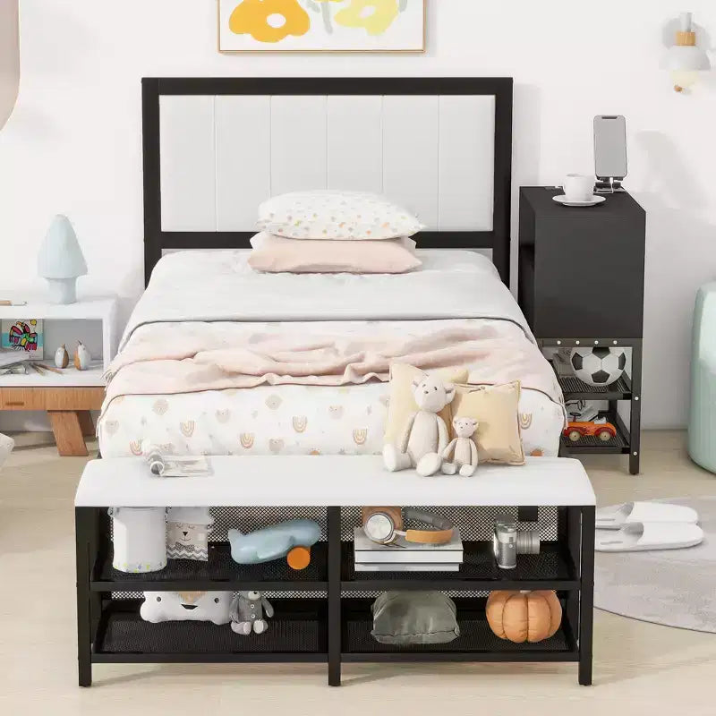 Lit de plateforme en métal avec étagères de rangement à deux niveaux et armoire de rangement en bois