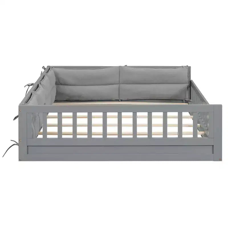 Lit de sol pleine grandeur pour enfants avec clôture, lit plateforme en bois avec oreiller rembourré