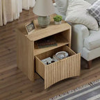 Table de chevet cannelée, table de chevet en chêne naturel avec tiroir et rangement ouvert, table de chevet moderne de 58 cm de large pour chambre à coucher