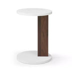 Table d'appoint en forme de C Okak Minimalism avec plateau rond, table d'appoint au design unique, table de canapé pour salon, chambre à coucher, côté canapé, blanc + noyer